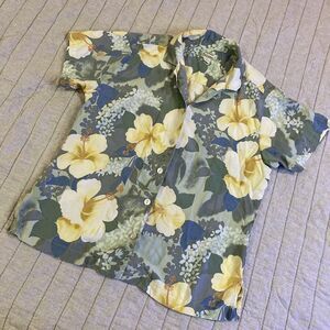 Tommy Bahama Silk Hawaiian Shirt Camp Floral Hibiscus Womens Abalone  Button Med